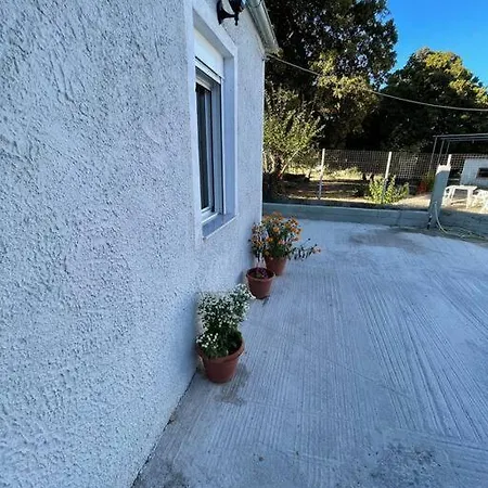 Giannis House Διαμέρισμα Peleta