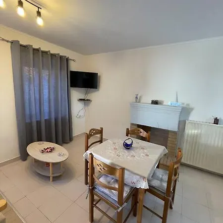 Giannis House Apartment Peleta